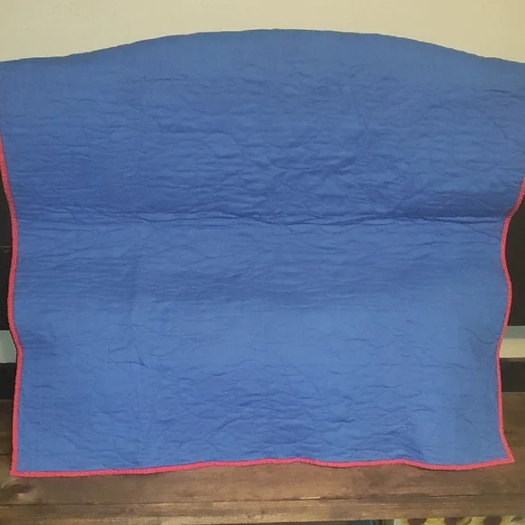 Vibrant Star Pattern Baby Quilt in Red and Blue - Picture 4 of 4